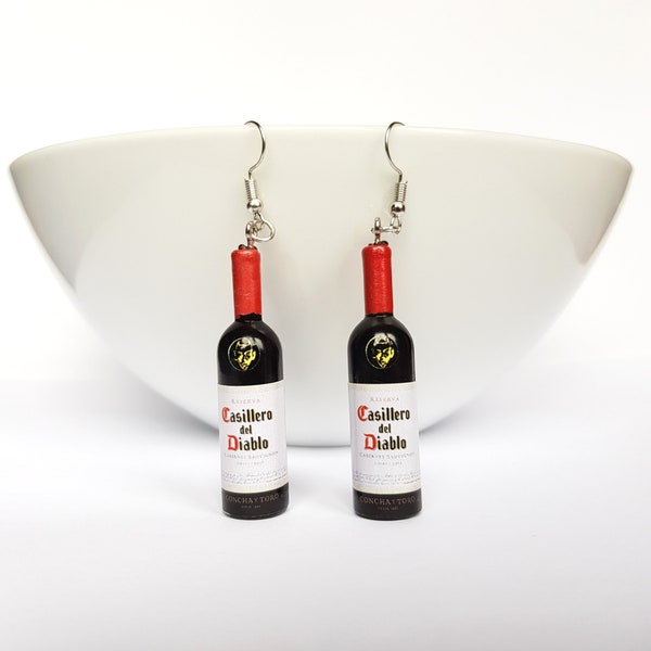 Cute Casillero del Diablo Red Wine Bottle Novelty Funny Gift Party Earrings