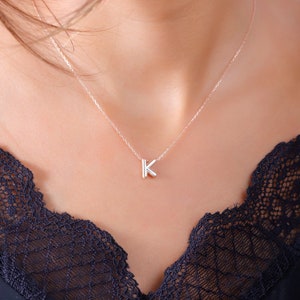 Colar de letras de balão 3D em ouro 14K, prata e rosa • Pingente inicial móvel de bolha, joias personalizadas de letras de sopro personalizadas