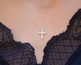 Gold Diamant Kreuz Halskette, zierliche christliche Kreuz Halskette, kleine Diamant Kreuz Anhänger, Kreuz Schmuck, Halskette für Frauen, religiöses Geschenk