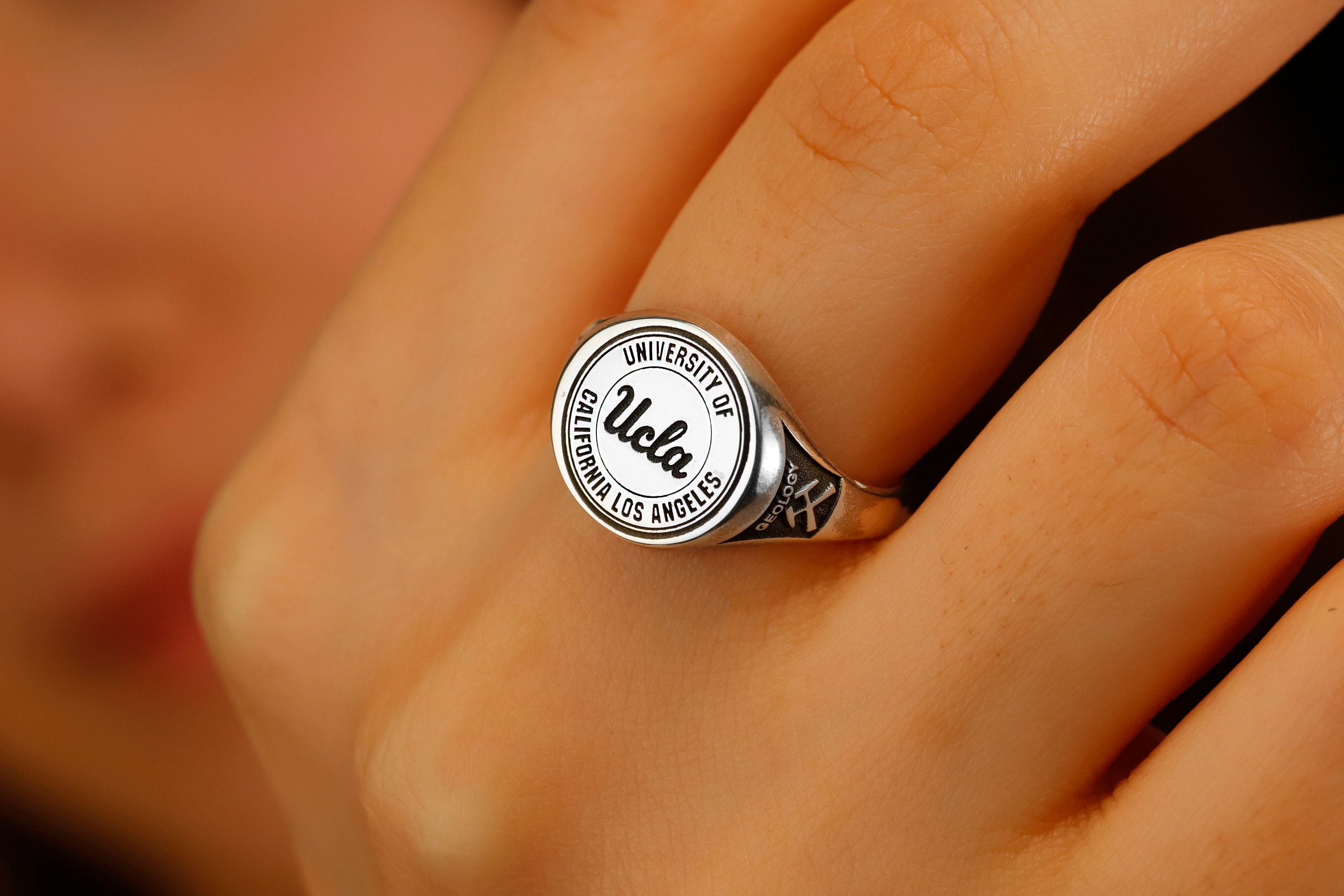 アクセサリー Vintage UCLA Silver College Ring Ucla Class Ring - Etsy