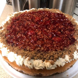 Cherry Crunch Cheesecake