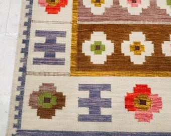 Handwoven Wool Kilim Rug, Scandinavian Floral Flatweave, 5x7 ft