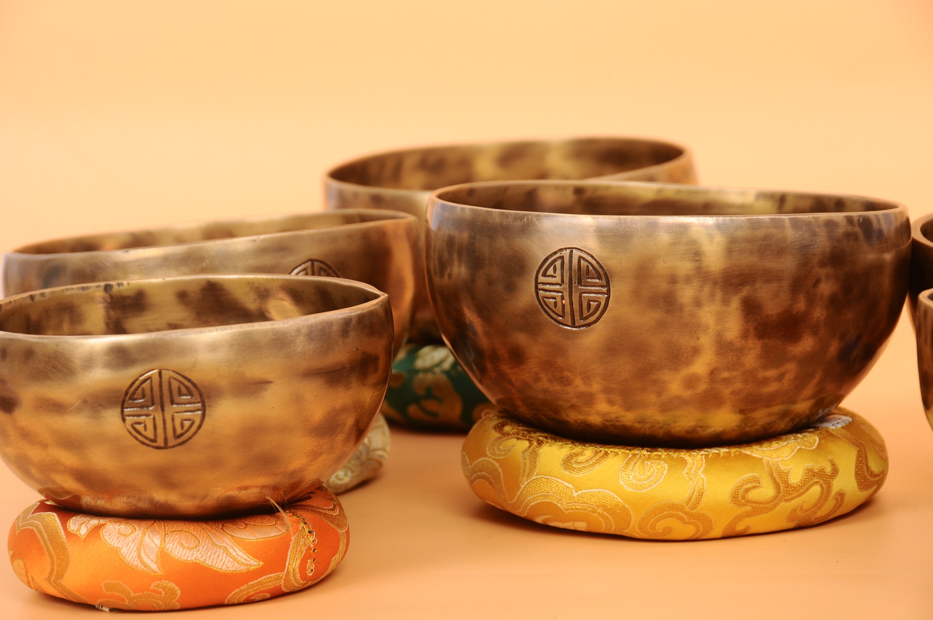 Coppa Tibetana Mustang Super Full Moon 11" – Set Con Cuscino E Bacchette, Nepal, Nuova