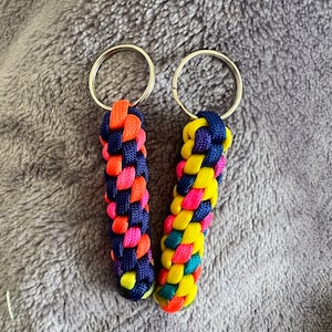 Paracord Spiral Key Fob Keychain You Choose the Colors 