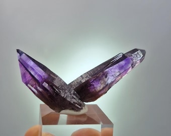 Guerrero-amethist – elegante kristalcluster met paarse zones | Helderheid en harmonie | Mexico