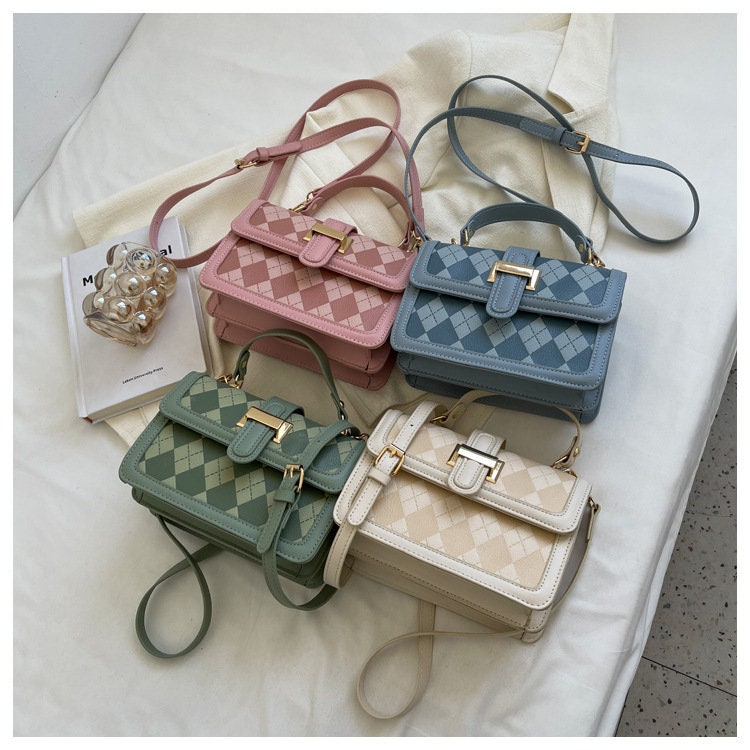 Women Elegant Soft Square Magnetic Closure Small Shoulder