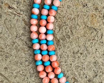 Bracelet de créateur sur rang, rare bleu faîte turquoise (nevada) rondelles de 4 mm corail rose naturel rond 5 mm