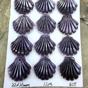 Purple wampum/quahog shell carved sea shell focal pendant bead 22x21mm, one piece