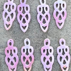 Pink queen conch shell matching carved earring bead pairs 15x40mm, one pair 2 beads