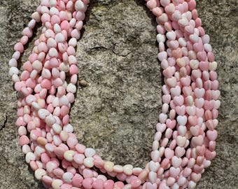 Tira de cuentas de corazón de 6 mm de concha reina rosa (tira de 16 pulgadas)