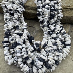 Rare high quality white buffalo (nevada) 4-6mm chip beads, 18 inch strand