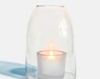 Hurricane Wind Shield with Votive Holder – Glass Candle Holder, Outdoor Tabletop Centerpiece for Holiday Gifting and Vintage Farmhouse Decor