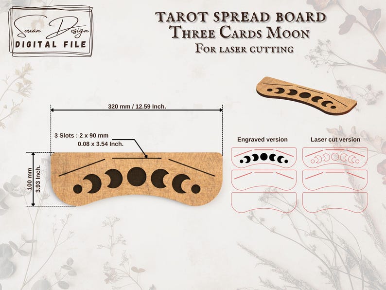 Schéma technique de la planche tarot Three Cards Moon pour découpe laser, avec dimensions 320 x 100 mm et trois encoches pour cartes. Modèle proposé en version gravure et version découpe, orné des phases lunaires. Fichier digital prêt à télécharger, aux formats SVG, DXF, AI, EPS et PDF, destiné aux artisans, makers et créateurs ésotériques cherchant un support de divination original et fonctionnel.