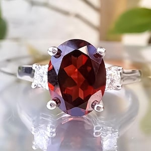 Garnet Diamond Ring, 14k Solid Gold, 9x7 Natural Red Garnet, Natural Diamonds, Classic Style, Fine Handmade Jewelry, January Birthstone Gift