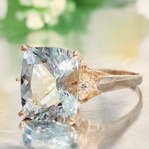 Aquamarine 14k Gold Ring * 5.00 Carat Natural Aquamarine & Diamonds * Available in 14k Solid Yellow, Rose, White Gold * Classic Jewelry