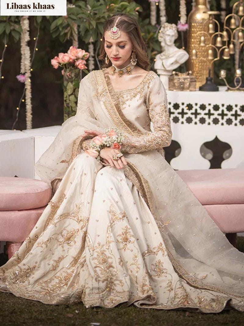 green emerald velvet dress roop Pakistani wedding bridal dresses mehndi nikkah outfits – Zenia