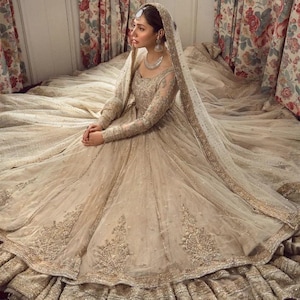 Abito da sposa pakistano in stile Anarkali blu, set da 3 pezzi con Abito da sposa pakistano in stile Anarkali blu, set da 3 pezzi con