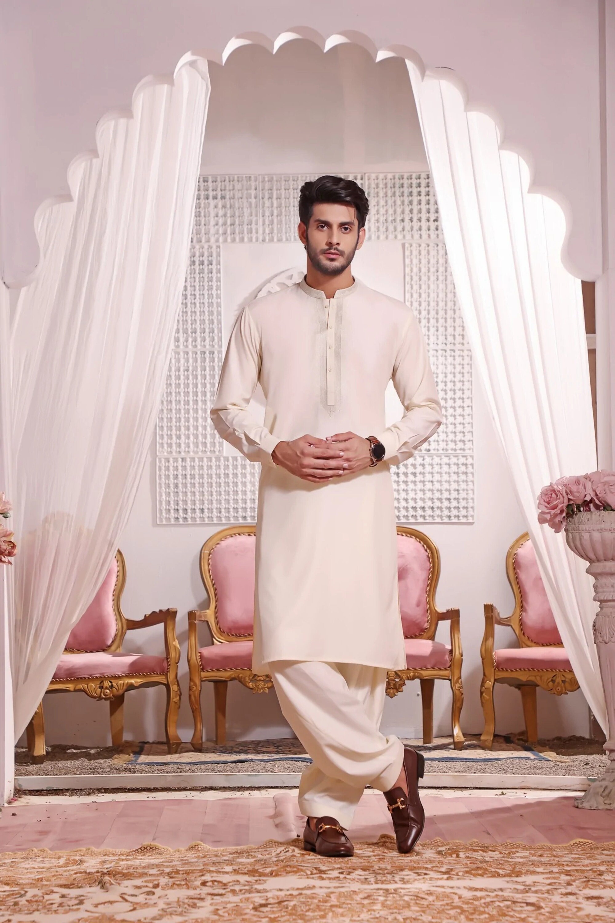 Pin by Rafeeq on Sadri | Mens kurta designs, Boys kurta design, Gents kurta  design, image size:2000x2999