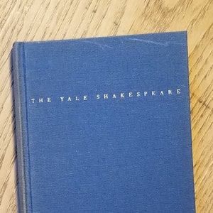 Shakespeare Of Stratford Yale University Press Hardback Book 1947
