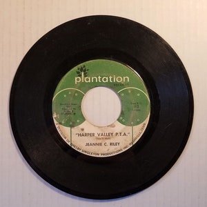 Jeannie C. Riley Harper Valley PTA Vinyl 45 Record 1973