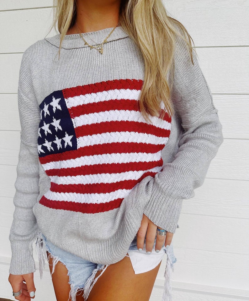 Suéter del Día de los Caídos, suéter de la bandera estadounidense, suéter del 4 de julio, orgullo americano, Dios bendiga a América, suéter de punto Gris