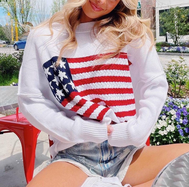 Suéter del Día de los Caídos, suéter de la bandera estadounidense, suéter del 4 de julio, orgullo americano, Dios bendiga a América, suéter de punto imagen 1