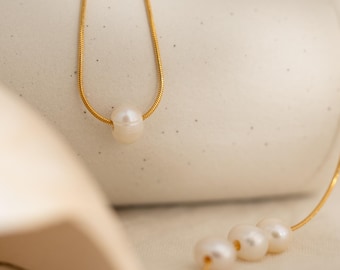 Minimalist Floating Freshwater Pearl Drop Necklace Bridal, Single Pearl, Gold Filled Bridal Jewelry, Bridesmaid Gift for Her, Gift For Mom