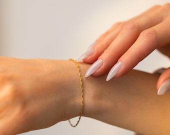18K Gold Filled Twisted Chain Bracelet, Singapore Bracelets, Waterproof Non Tarnish Stainless Steel Bracelet for Small Wrists, Gift for Her
