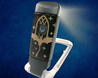 Dragon Design Engraved with Clip-On Book Lamp, Fantasy Night Light, Personalized Gift for Book Lovers, Bedside LED Light, Kids & Adult Gift