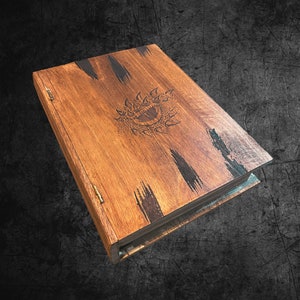Personalized Fantasy Dice Case, Dragon Dice Print, Engraved Wood Box, Dice Box Gift,  D&D Dungeons and Dragons Box, Dice Case Set Storage