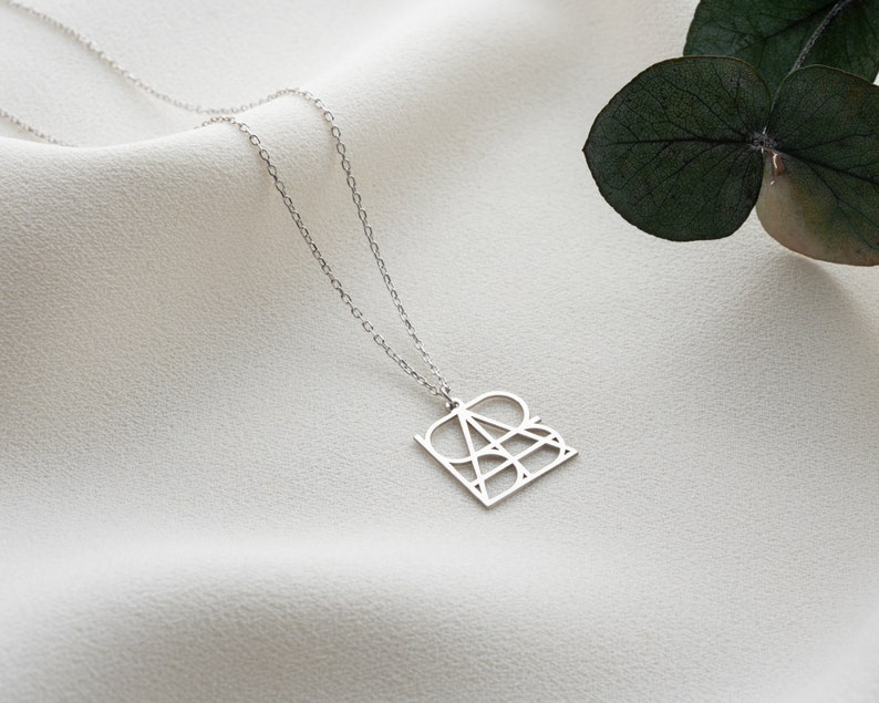 Personalisierte goldene Namenskette-zierliche Logokette-Geschenk für Sie-Personalisierte handgemachte Geschenke-Minimalistischer Schmuck-Für Mama-Muttertag-Zakko2 Bild 4