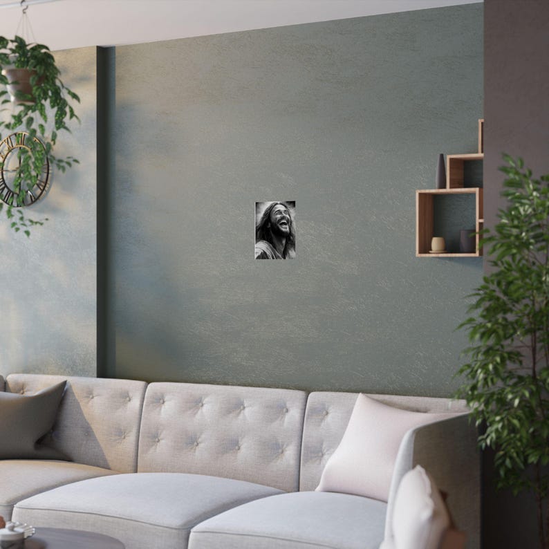 Impresión artística de Cristo sonriente: Retrato de Jesús alegre para decoración del hogar - Pósteres satinados (210 g/m²) imagen 4