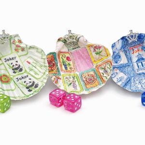 Decoupaged Scallop Shell Dice Holder | Mahjong Queen Gift, Jewelry Dish