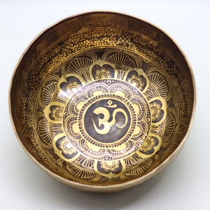 12 Inches Om With Flower of Life at Back carved Handmade singing bowl-7 chakra Healing Himalayan singing bowl from Nepal-Bodhi Bowl-Nepal