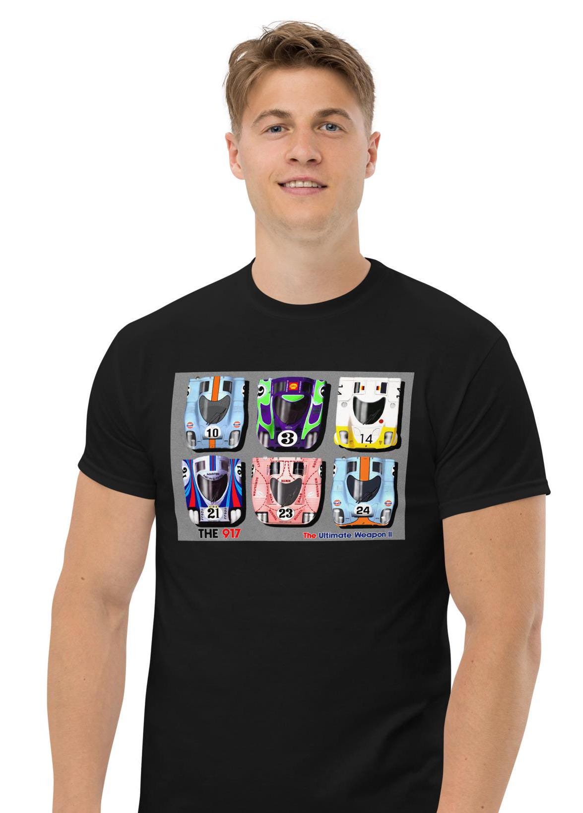 The Ultimate Weapon 2 su una classica maglietta unisex nera