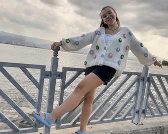 Oversized Knitted Floral Cardigan - Handmade Unique Gifts - Handknit - Multicolor Daisy
