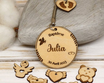 Baptism key ring - Baptism guest gift - Personalized wooden key ring - With or without charm - godfather godmother charms