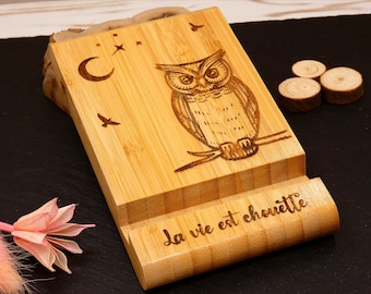 Personalized first name phone holder - wooden owl - Owl smartphone holder - Bamboo wood phone holder - Phone accessory -