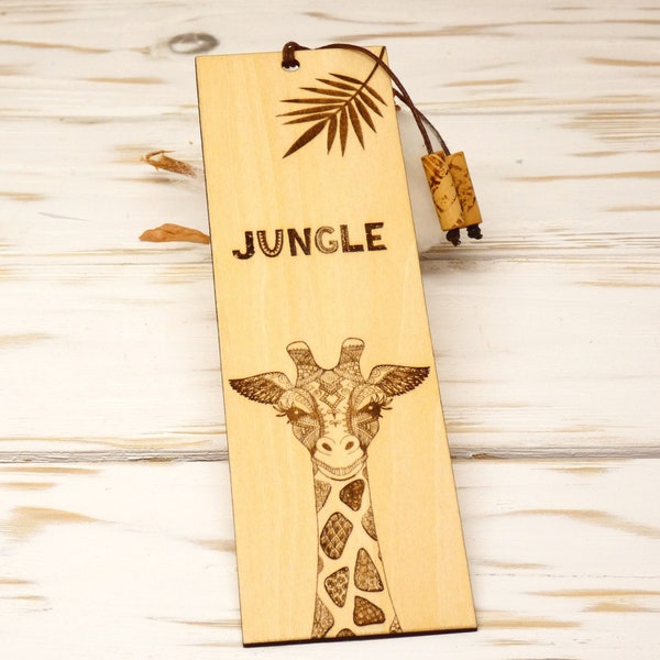 Marque page en bois personnalisable - marque page girafe - signet girafe en bois - perles ethniques en bambou