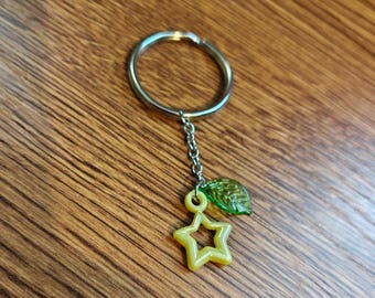 Paopu Fruit Inspired Keyring - Yellow Star Charm with a Leaf Charm Key chain