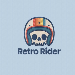Peut inclure: Motif brodé représentant un crâne dans un casque de moto rétro. Le casque est de couleur crème avec des rayures orange, rouge, jaune et bleu. Le texte "Retro Rider" est brodé en dessous.