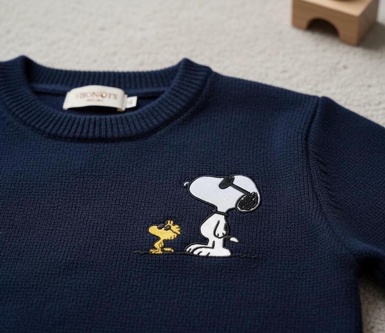 Cartoon Dog & Bird Embroidery Design | Retro Best Friends Patch (Digital File) image 2