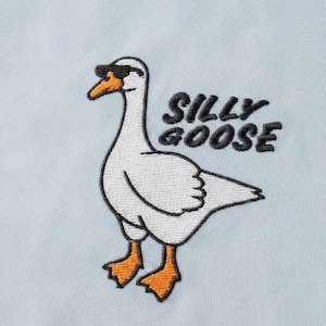 Funny Silly Goose Embroidery Design – Cartoon with Sunglasses (Digital Download)