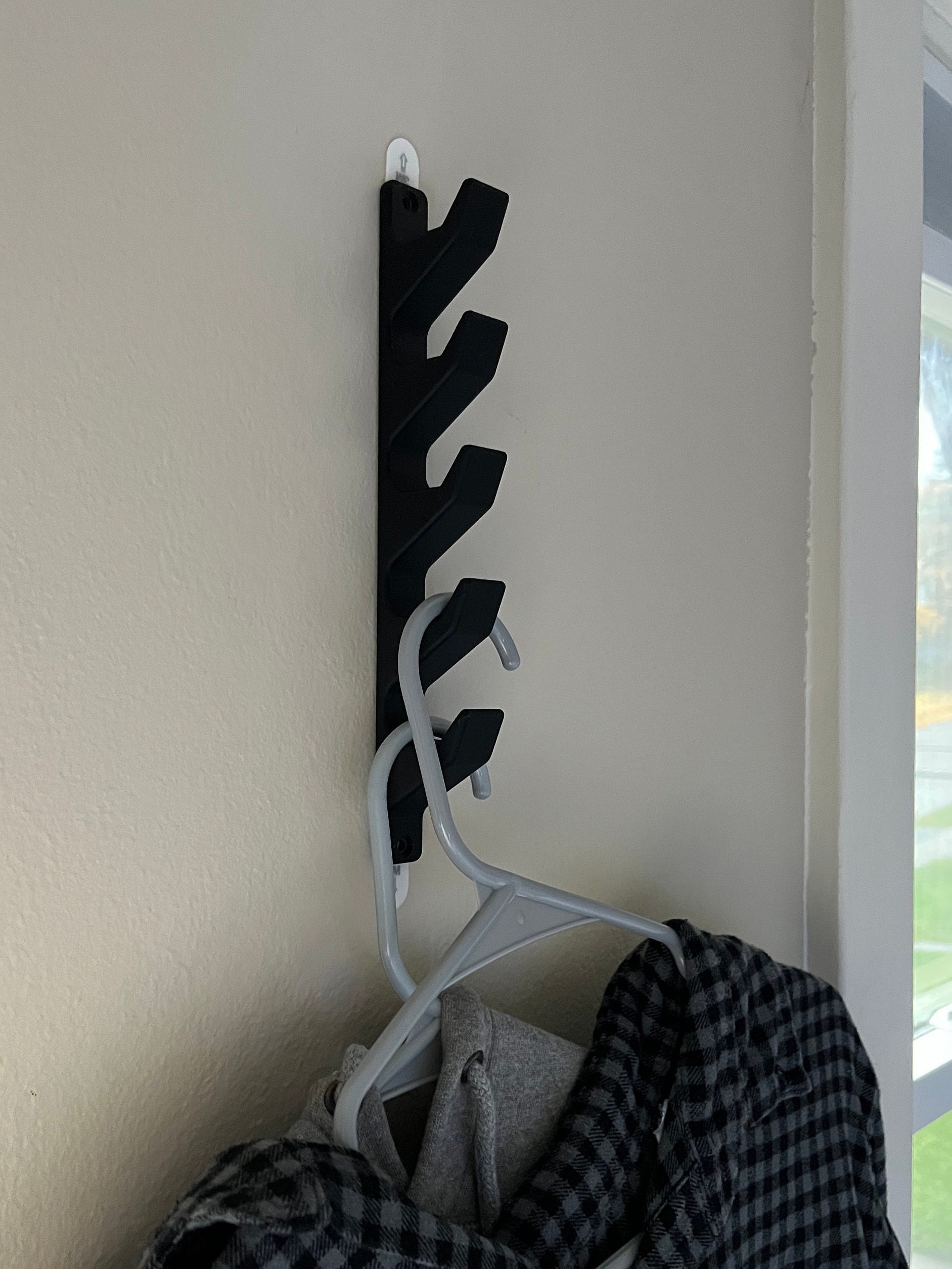 Vertical Hat Storage Wall Hooks