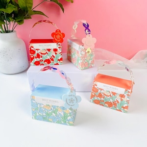 Floral Handbag Favor Boxes (Set of 10): Purse-Shaped Paper Gift
