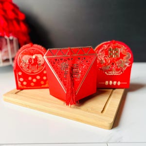 50 Pcs Chinese Red Wedding Favor Boxes with Tassel - Luxury Candy Box - Bridal Shower Favor Boxes - Engagement Party Gift Boxes