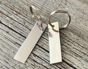 100 ämnen 3/8 x 1-1/2" 14G nyckelringsämnen 14 Gauge stämplingsämnen 3003 kommersiellt ren rektangulär aluminium ett 3 mm hål