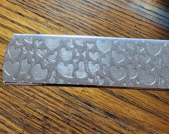 3/4 x 6" 14gS (6) Hand Drawn Hearts on 14 Gauge 1100 Soft Aluminum Embossed Bracelet Blank Cuffs Flat with Rounded Ends Tumble Polished