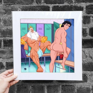 Matted Poster Lockers Cruising, Queer Artwork, Gejowscy Książęta, Gejowski Tryton, Plakaty LGBTQ, Gejowska Syrena, Sztuka parodii, Wystrój domu, Wystrój ścienny, +18