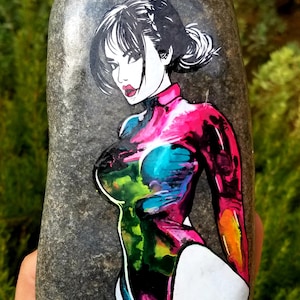 Kiezelschilderij - De neon bodysuit
